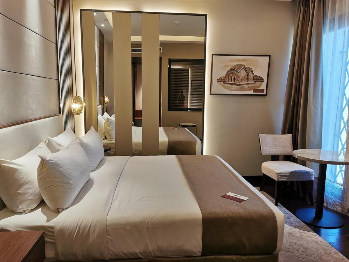 Best Western Plus Maya - Luxury Collection Hotel ダッカ エクステリア 写真